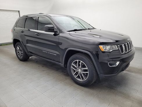 Used 2018 Jeep Grand Cherokee Laredo image 11