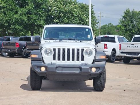 Certified 2022 Jeep Wrangler Sport AWD/4WD image 2