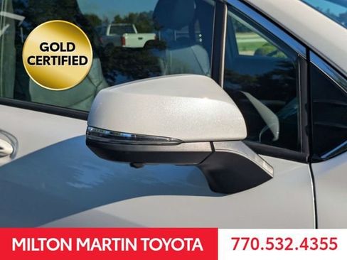 Certified 2026 Toyota Sienna Platinum AWD/4WD image 12