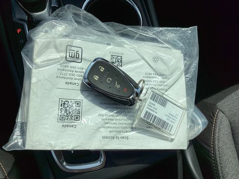 Used 2024 Chevrolet Equinox LT AWD/4WD image 21