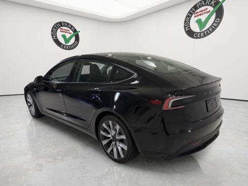Used 2025 Tesla Model 3 Long Range RWD image 3