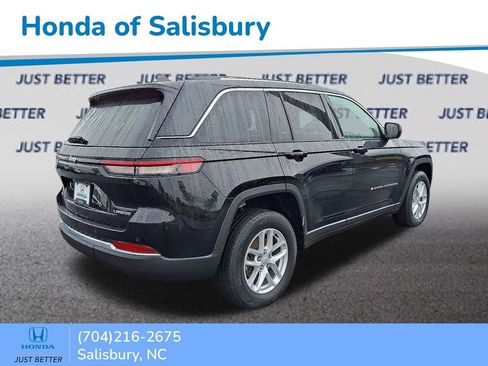 Used 2023 Jeep Grand Cherokee Laredo w/ Luxury Tech Group I image 7