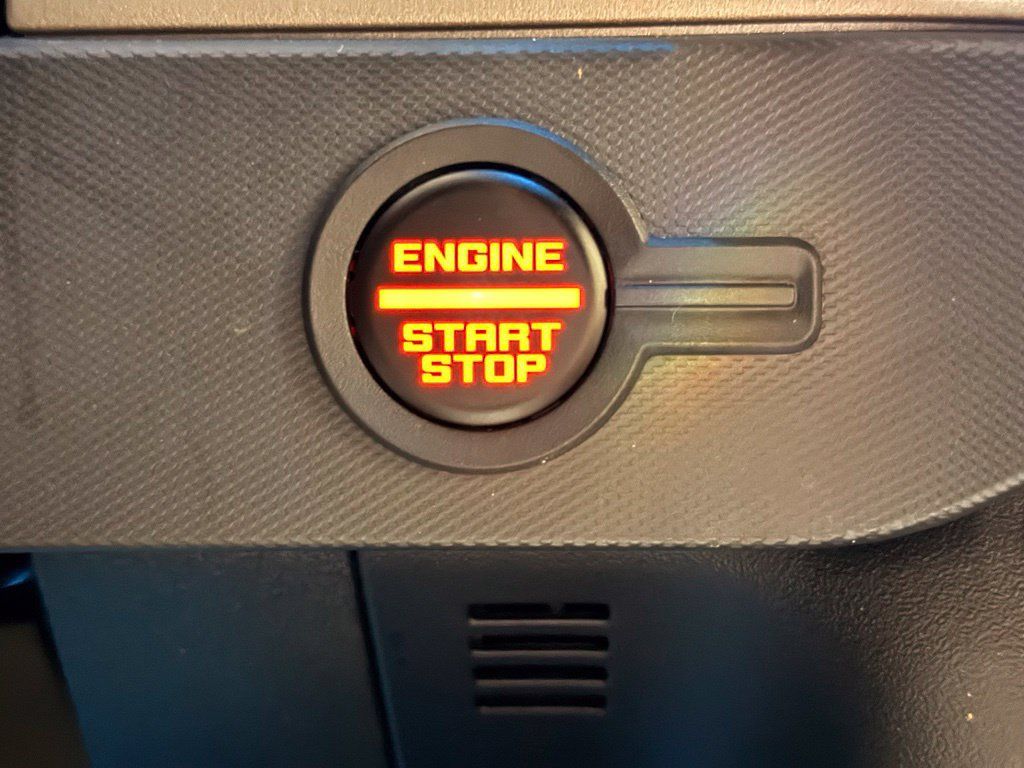 Used 2024 Ford Bronco Raptor AWD/4WD image 18