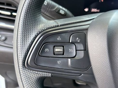 Used 2024 Buick Envista Preferred FWD image 24