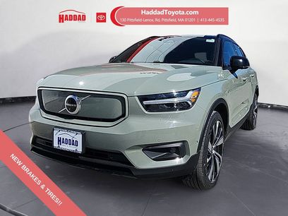 Used 2022 Volvo XC40 P8 Recharge Plus