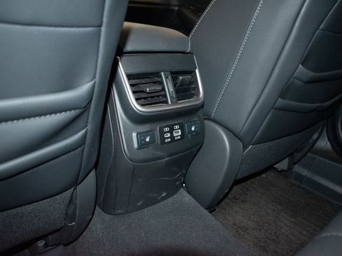 Used 2024 Subaru Outback Limited AWD/4WD image 24