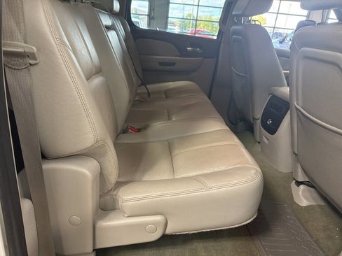 Used 2008 Chevrolet Silverado 3500 LTZ w/ EZ-Lift Tailgate Package image 14