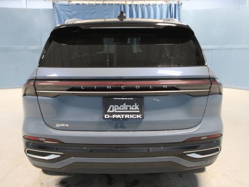 New 2026 Lincoln Nautilus Reserve image 28