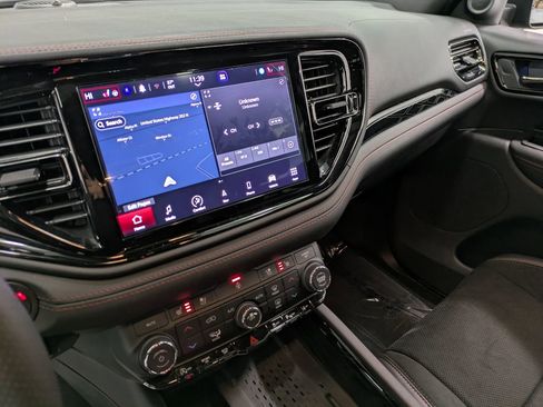 Used 2025 Dodge Durango GT image 10