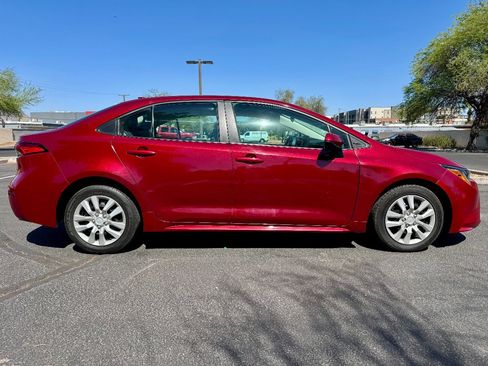 Used 2024 Toyota Corolla LE FWD image 6