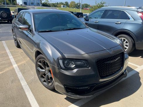 Used 2021 Chrysler 300 S w/ Popular Equipment Group RWD image 2