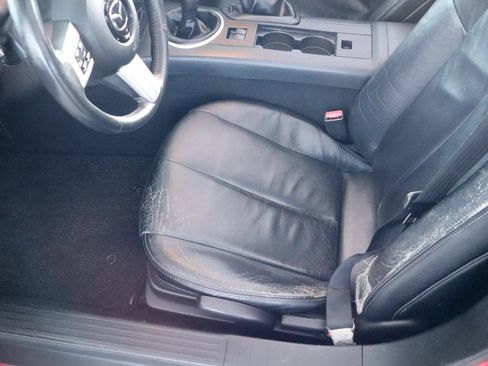 Used 2008 MAZDA MX-5 Miata Grand Touring RWD image 13
