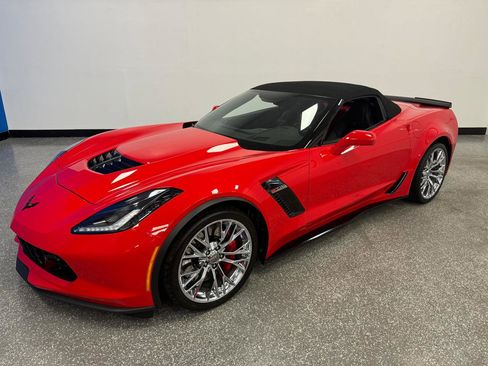 Used 2016 Chevrolet Corvette Z06 w/ 3LZ Preferred Equipment Group RWD image 28
