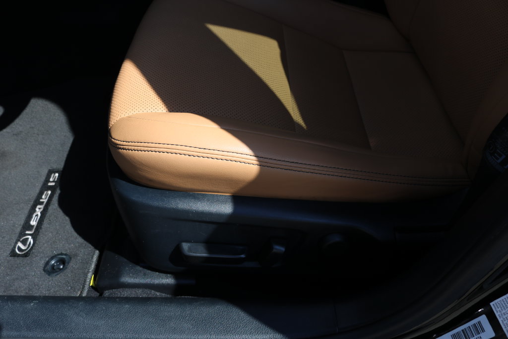 Used 2019 Lexus IS 300 w/ Premium Package RWD image 14