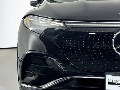 Used 2023 Mercedes-Benz EQS 580 4MATIC SUV image 13