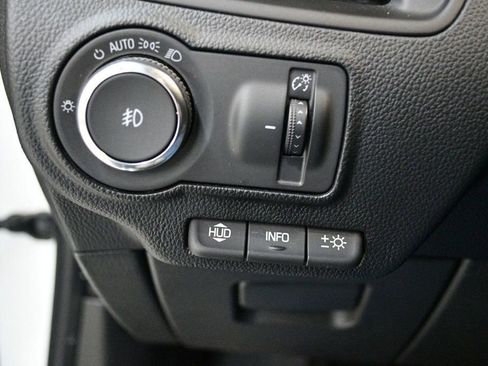 Used 2019 Buick Envision Premium w/ Driver Confidence Package image 60