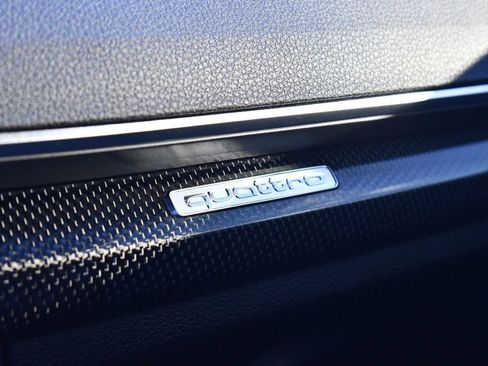 Used 2018 Audi SQ5 Premium Plus w/ S Sport Package image 45