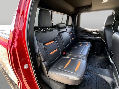 Used 2022 GMC Sierra 1500 AT4 w/ AT4 Premium Package AWD/4WD image 19