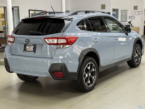 Used 2018 Subaru Crosstrek 2.0i AWD/4WD image 2