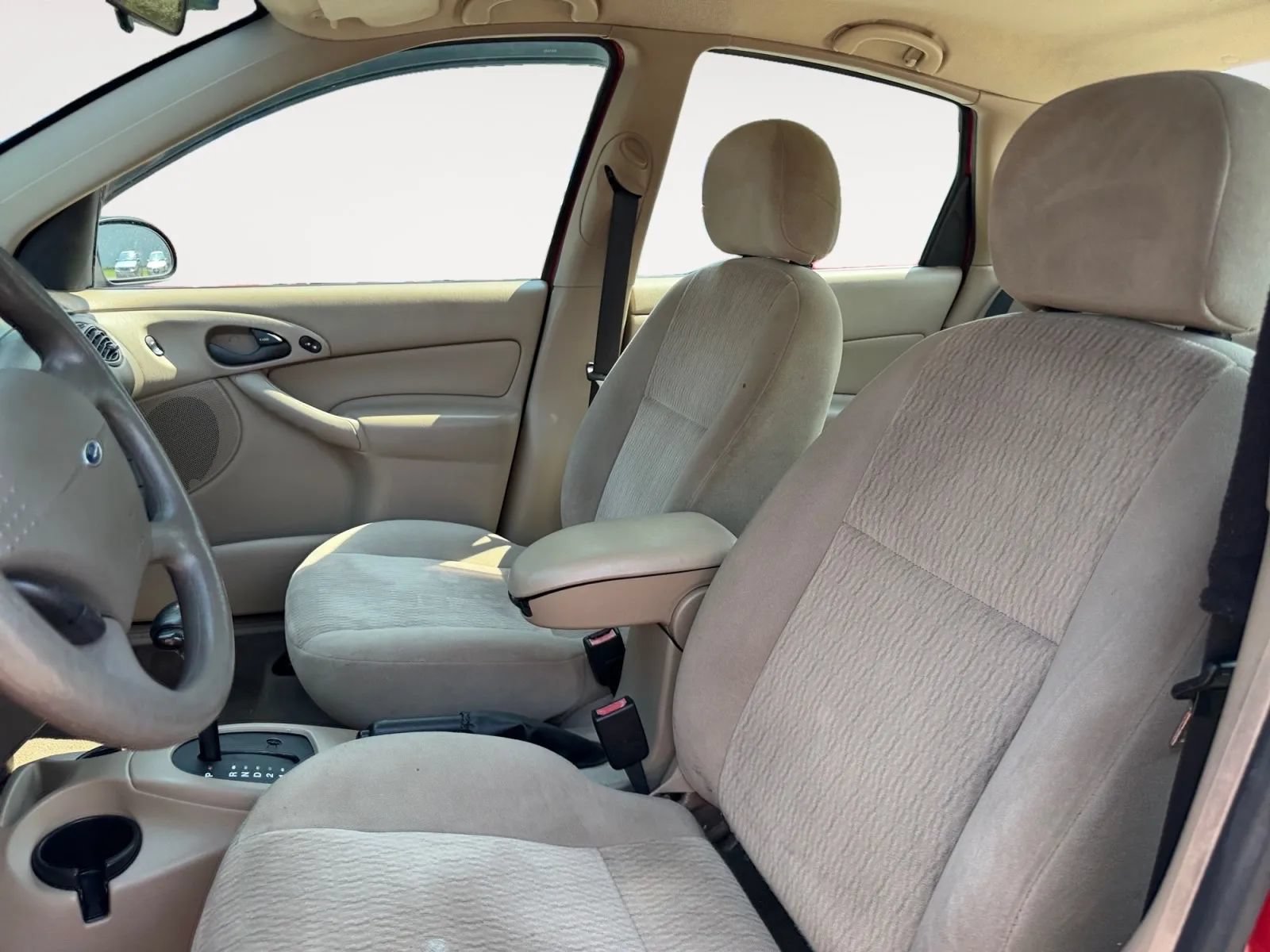 Used 2001 Ford Focus SE FWD image 10