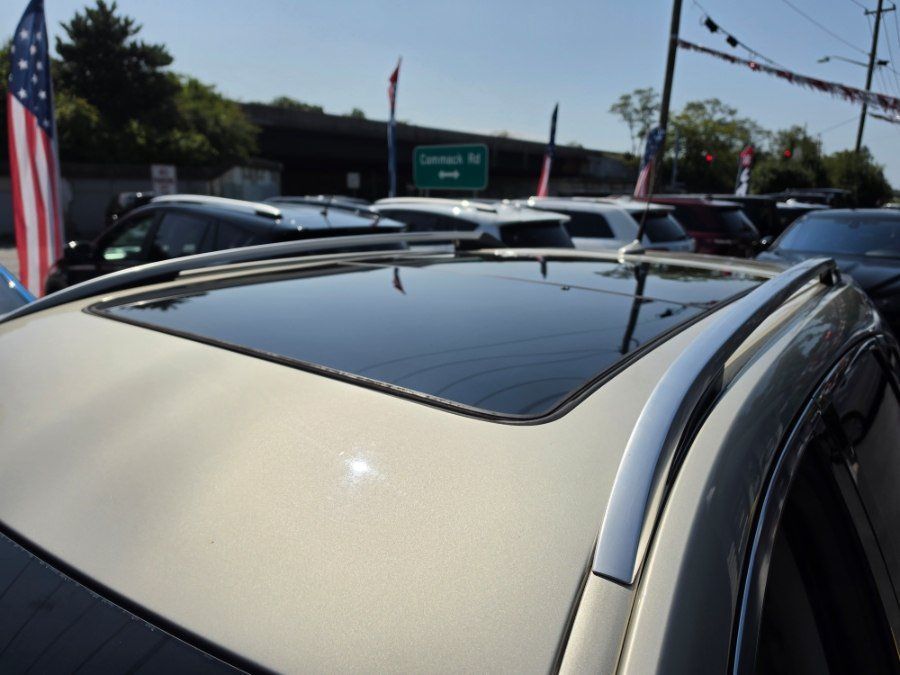 Used 2014 Cadillac SRX Luxury w/ Driver Awareness Package FWD image 8