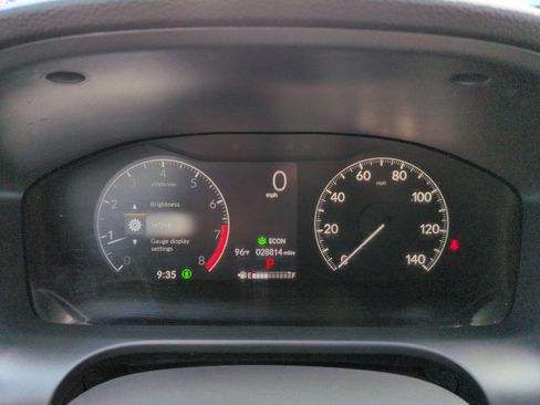 Used 2025 Honda HR-V Sport image 24