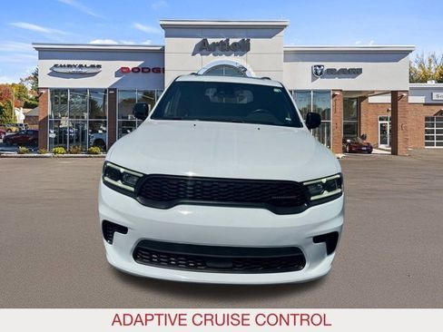 Certified 2024 Dodge Durango GT image 3