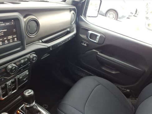 Used 2018 Jeep Wrangler Unlimited Sport S image 21