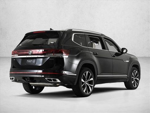 Used 2026 Volkswagen Atlas SEL Premium R-Line AWD/4WD image 5