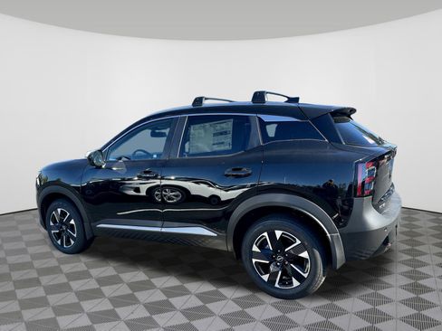 New 2026 Nissan Kicks SV AWD/4WD image 5
