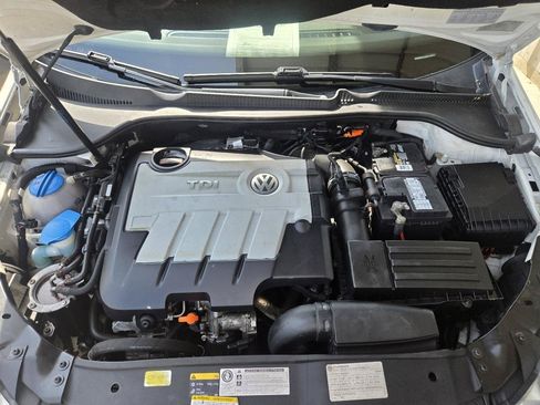 Used 2013 Volkswagen Golf TDI FWD image 20