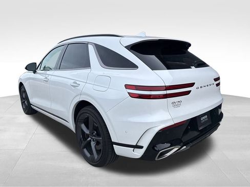 Certified 2026 Genesis GV70 2.5T Sport Prestige image 4