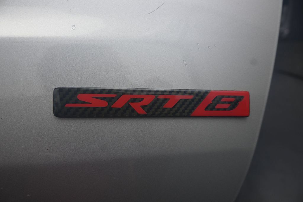 Used 2012 Jeep Grand Cherokee SRT8 w/ Luxury Group II AWD/4WD image 24