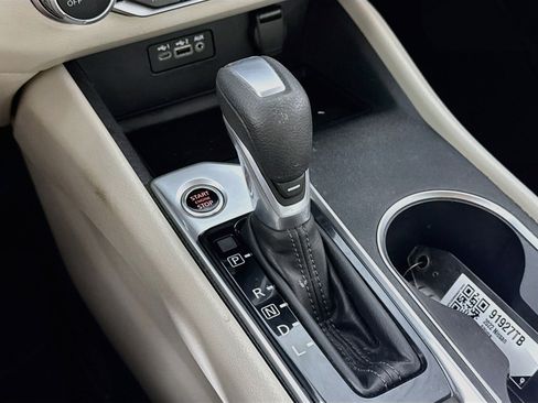 Used 2022 Nissan Altima 2.5 SV AWD/4WD image 18