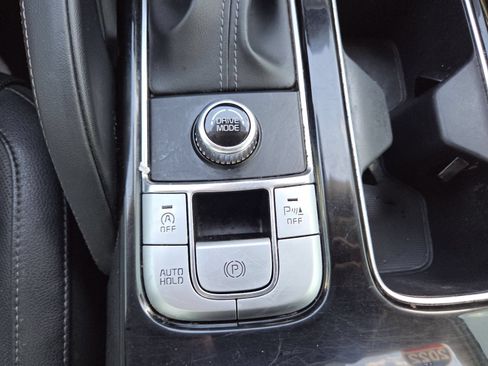 Used 2022 Kia Telluride EX w/ EX Premium Package FWD image 34