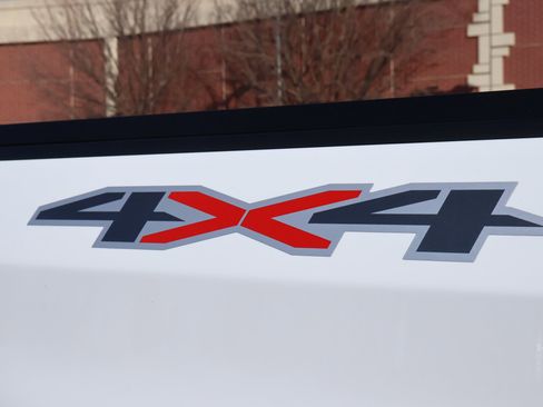 Used 2022 Chevrolet Silverado 1500 RST image 6