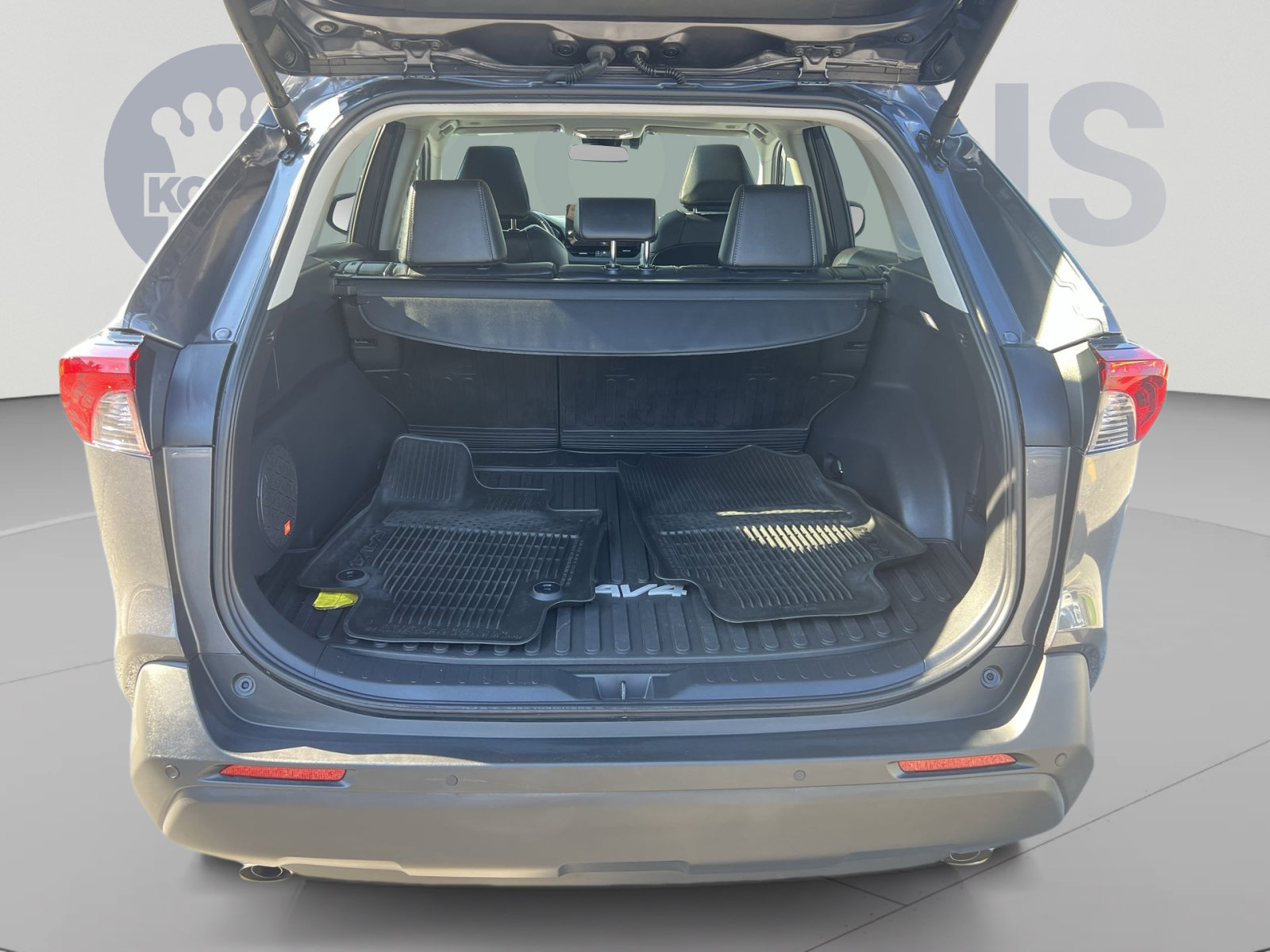 Used 2024 Toyota RAV4 XLE Premium w/ Weather Package AWD/4WD image 26