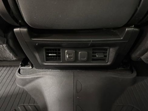 Used 2022 Chevrolet Silverado 1500 RST image 26