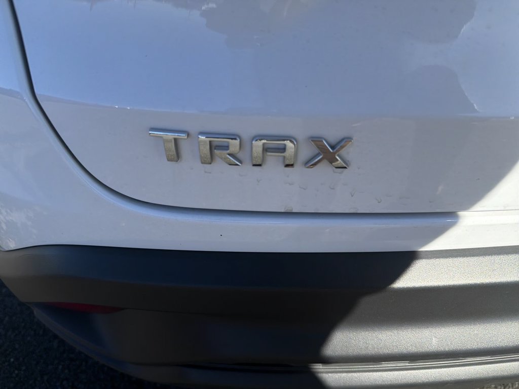 Certified 2026 Chevrolet Trax LS FWD image 28
