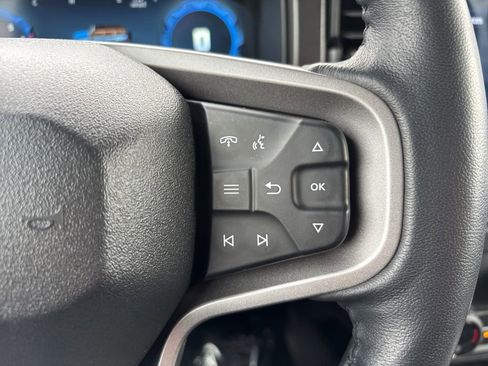 Used 2025 Ford Bronco Badlands image 19