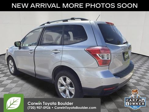 Used 2014 Subaru Forester 2.5i Premium w/ Popular Package #2 AWD/4WD image 5