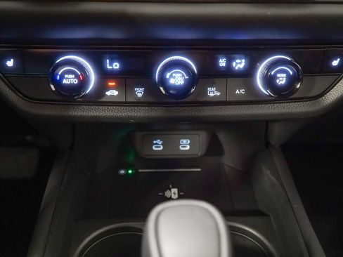 Certified 2026 Honda HR-V Sport image 28