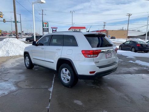 Used 2012 Jeep Grand Cherokee Laredo w/ Laredo E Group image 5