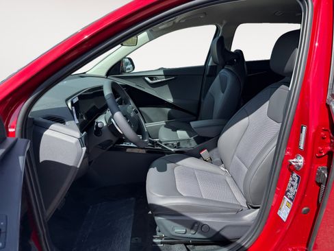 New 2026 Kia Niro Wind image 10