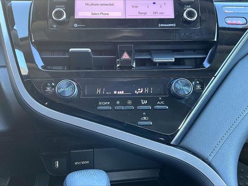 Used 2023 Toyota Camry LE image 16