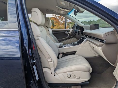 Used 2024 Genesis GV80 2.5T image 49