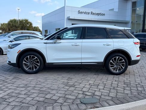 Used 2020 Lincoln Corsair AWD w/ Equipment Group 101A image 11
