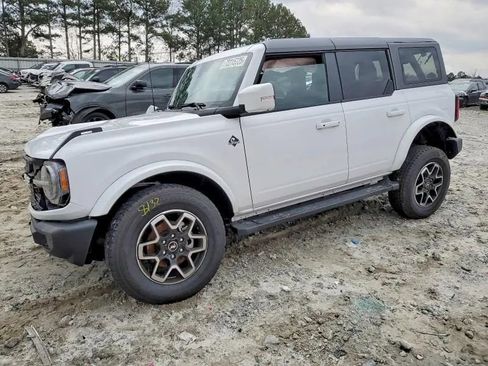 Used 2024 Ford Bronco Outer Banks image 1
