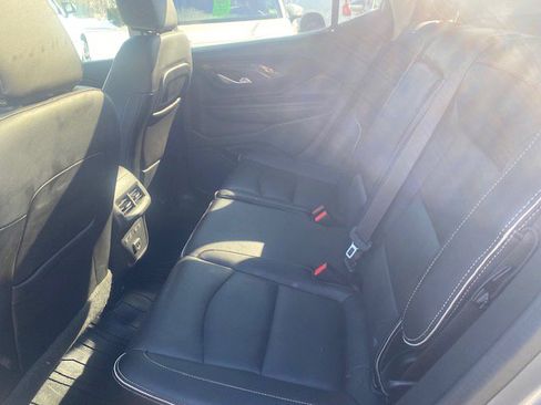 Used 2020 GMC Terrain Denali w/ Denali Premium Package image 12