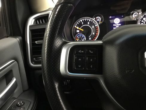 Used 2020 RAM 2500 Big Horn image 32